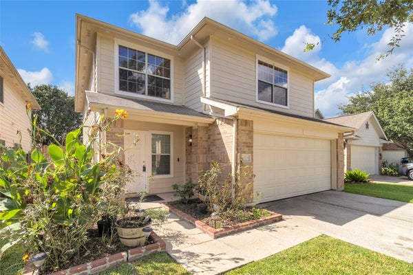 11410 SUNBURST FALLS DR, HUMBLE, TX 77396 - Image 87e12d47f2e74e5cae151bb2e47d613e/2739021867