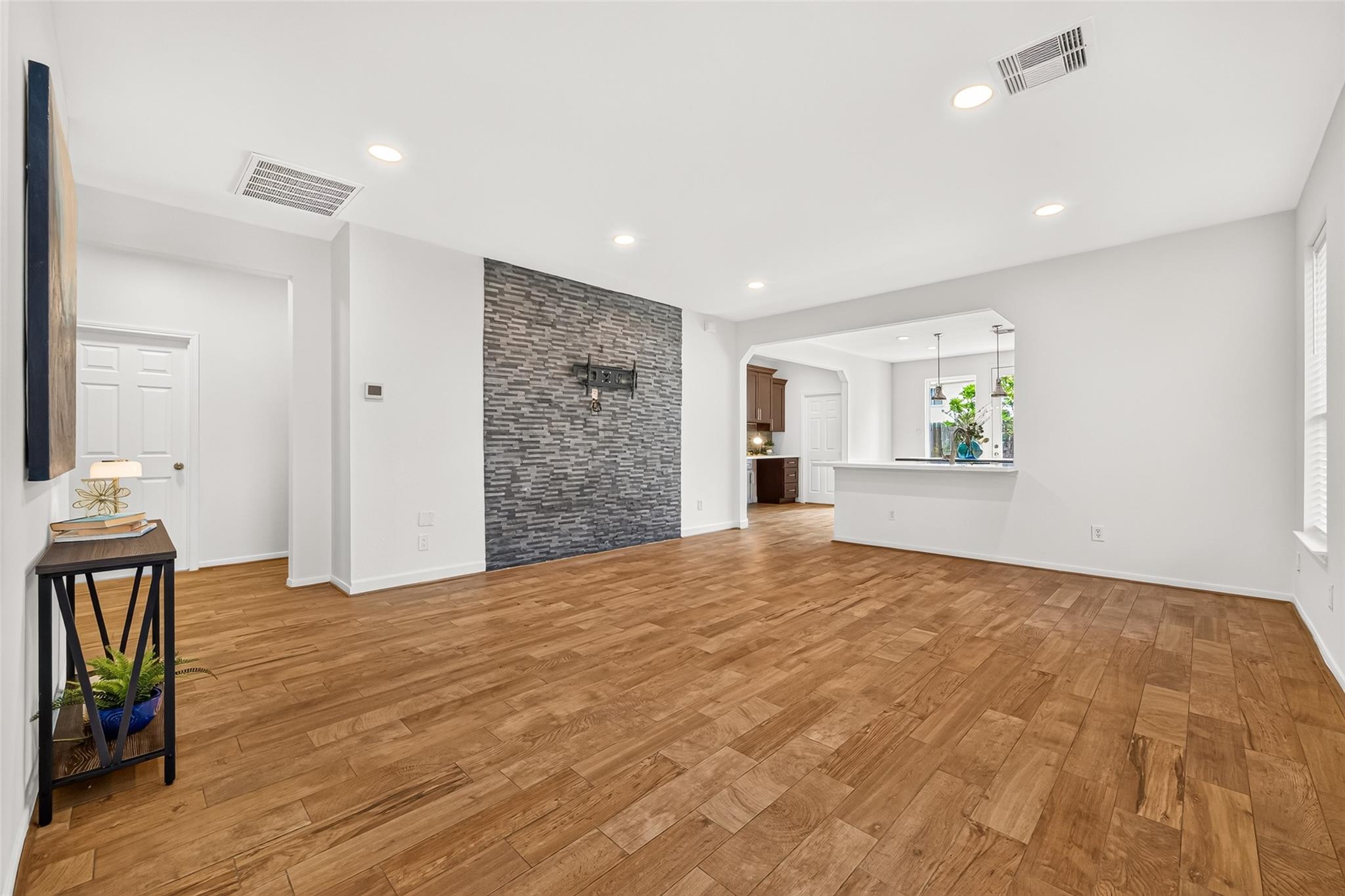 923 Saginaw Bay Court