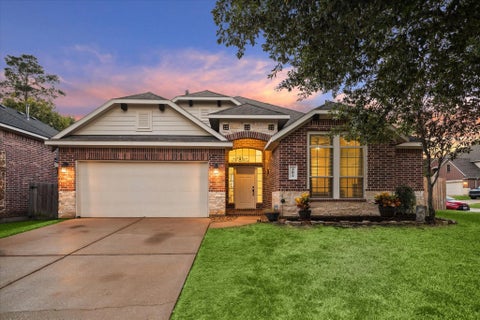 Homes For Sale - 191 Maple Grove Drive<br/> Conroe, TX 77384