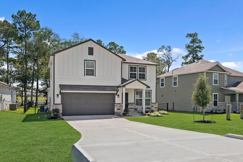 Photo of 473 Shoreview Drive, Conroe, TX 77303 (MLS # 18440963) Photo of 473 Shoreview Drive, Conroe, TX 77303 (MLS # 18440963)
