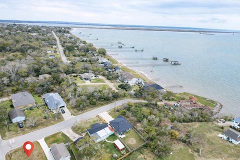 Vacant Land For Sale - 2110 Parkview Ln Lane<br/> La Porte, TX 77571