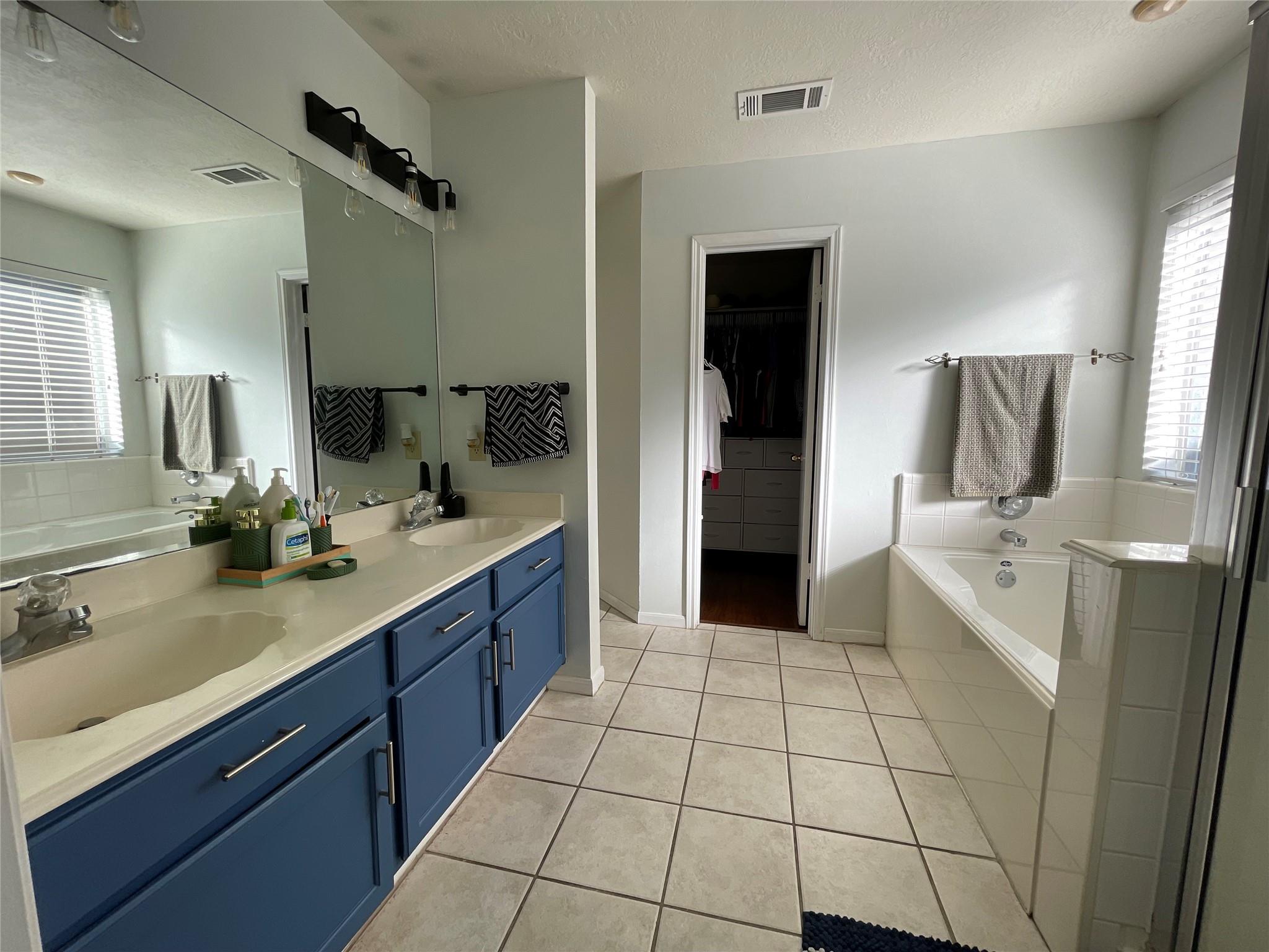 14323 Cypress Ridge Drive