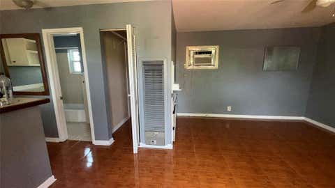 Photo of 811 Colquitt Street #10, Houston, TX 77006 (MLS # 40223625)