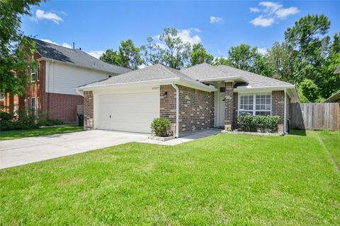 Photo of 27077 Crown Chase DR, Houston, TX 77339 (MLS # 9933562)