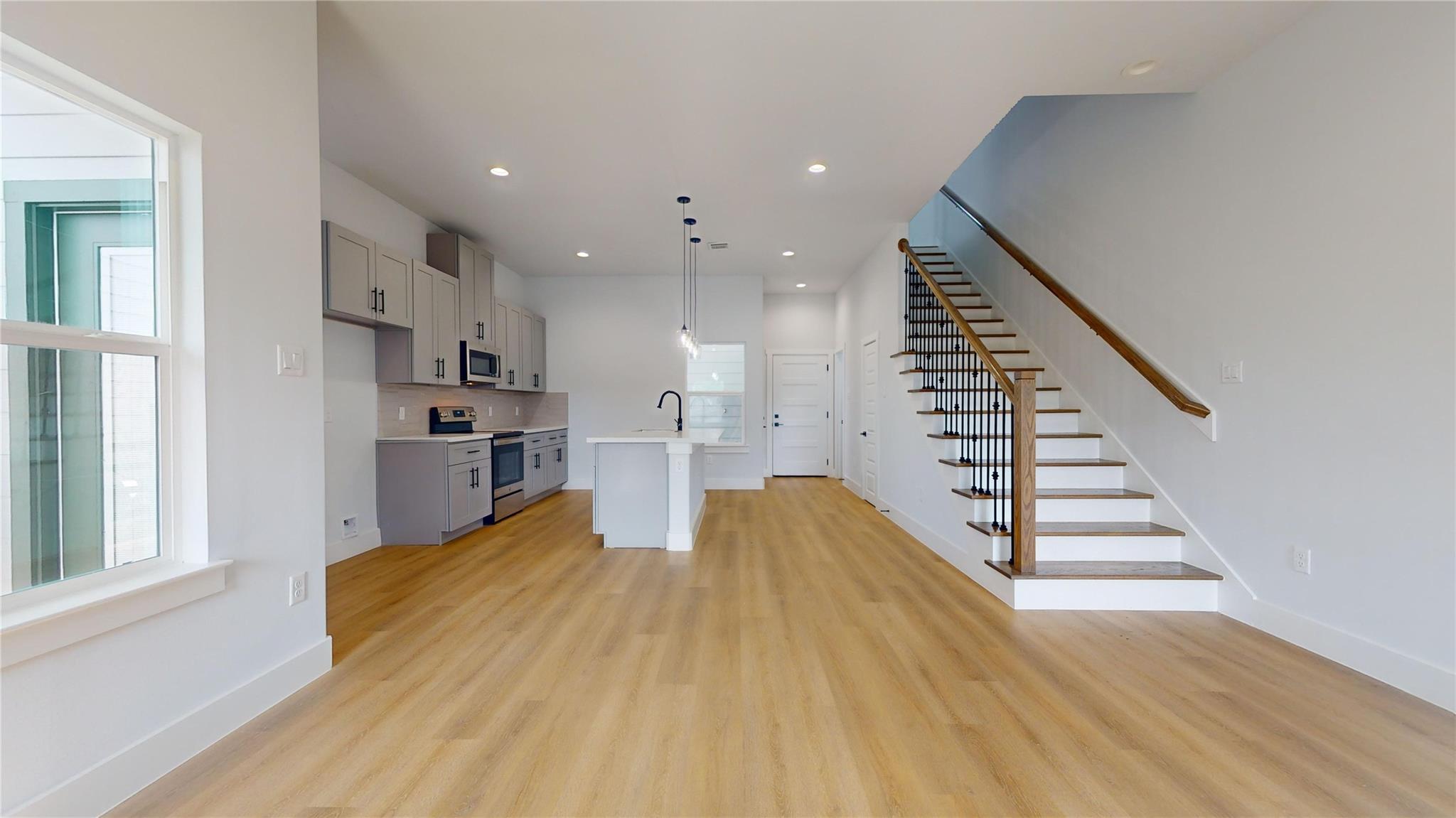12224 Kirkgard