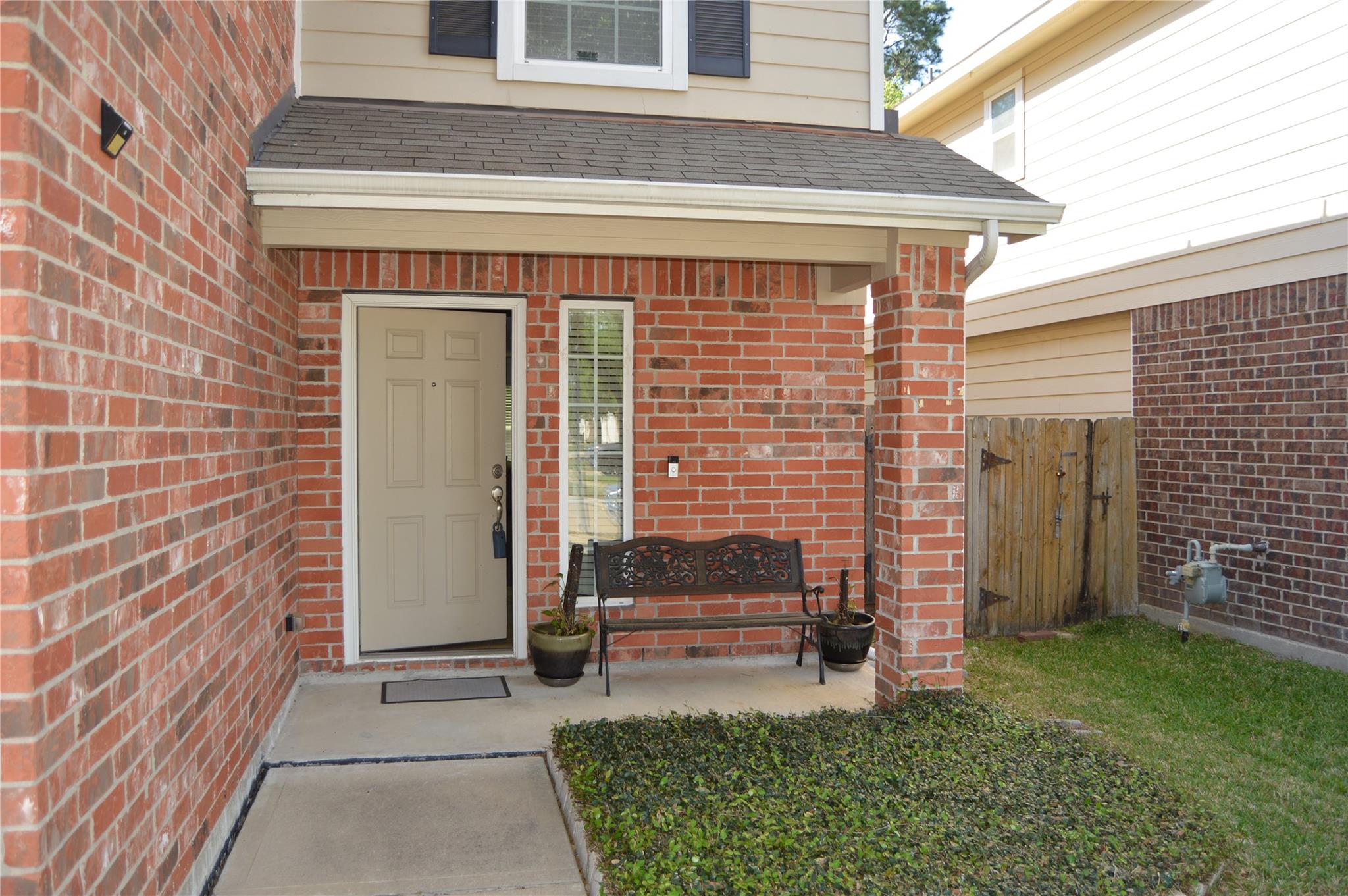1230 Crestmont Place Loop