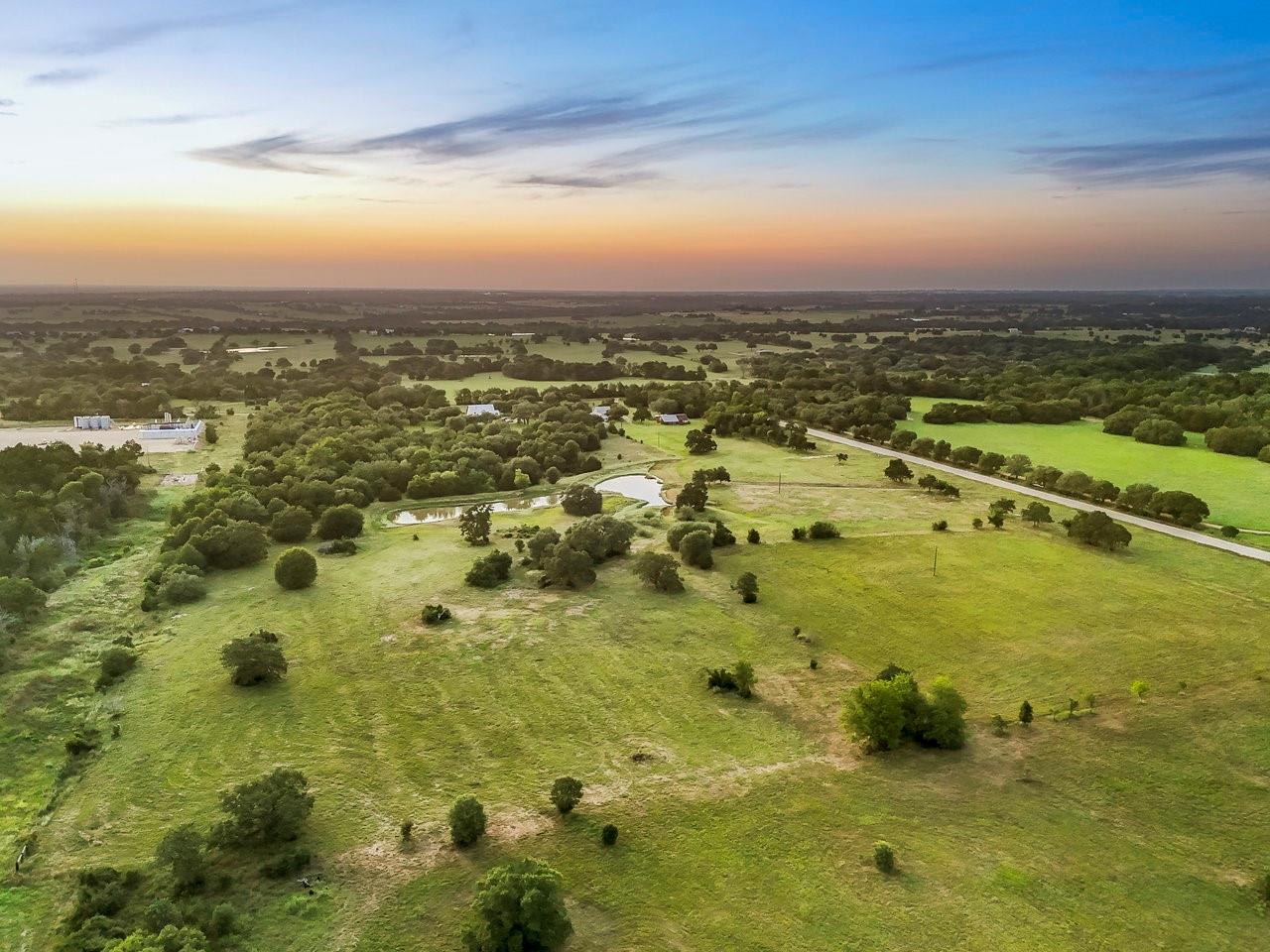 8 Round Top Farms Drive