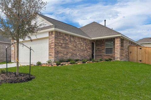 Photo of 6323 Barrington Cliff Trail, Kingwood, TX 77365 (MLS # 22283843)