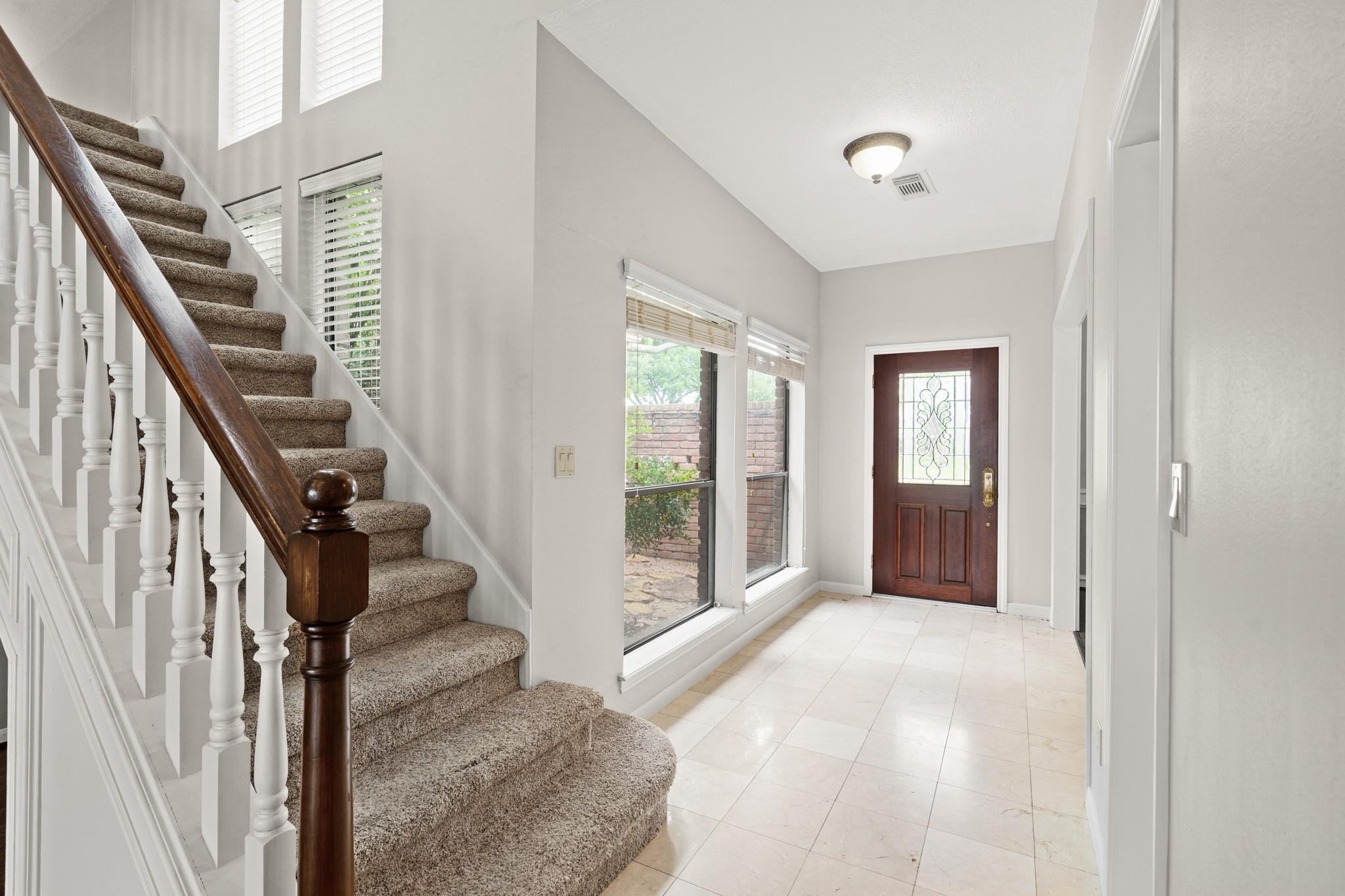 1402 Bittersweet Drive