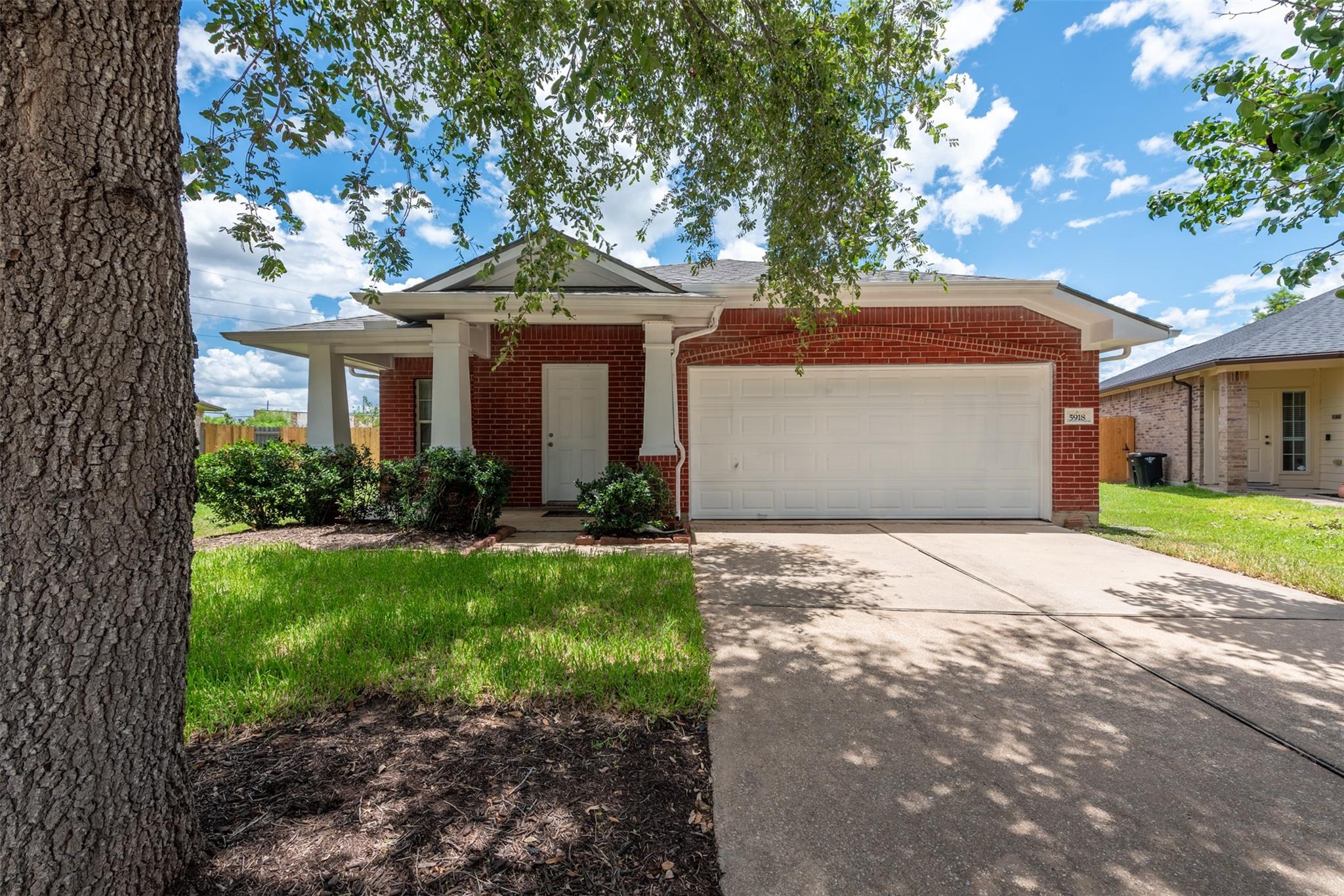 5918 Laramie River Court