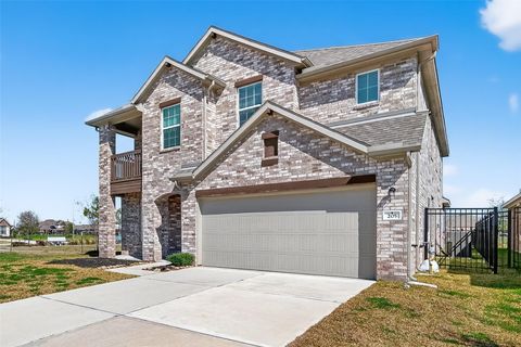 Photo of 205 Bonita Beach Drive, Katy, TX 77493 (MLS # 12275947)