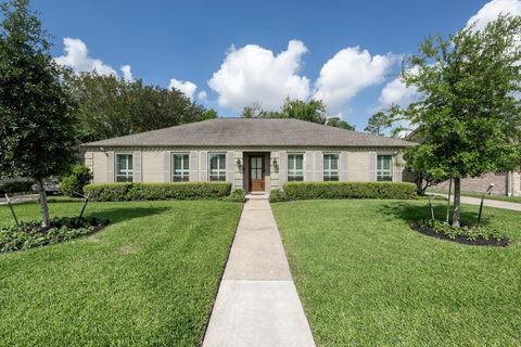 Photo of 2914 Ann Arbor Drive, Houston, TX 77063 (MLS # 20923263)