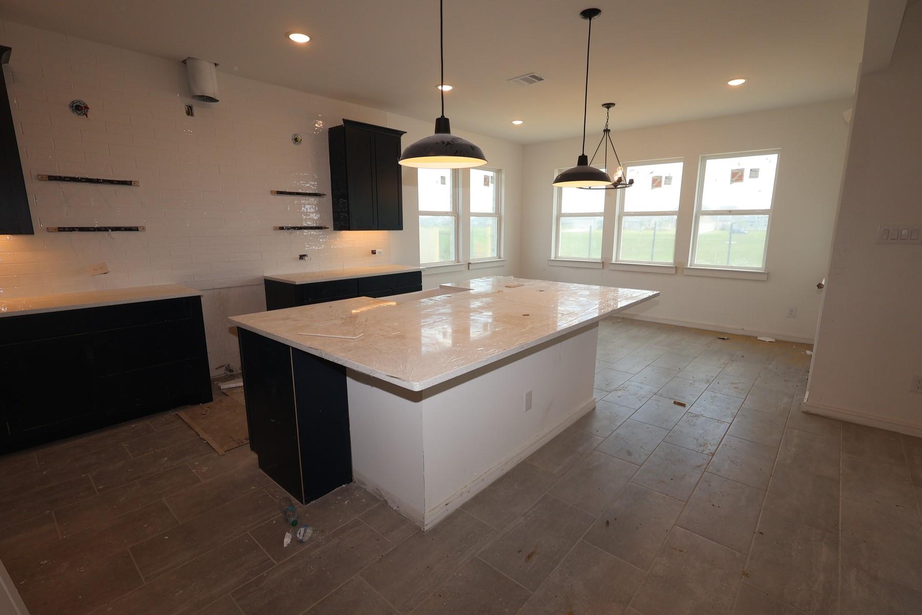 12811 Old Fashion Circle