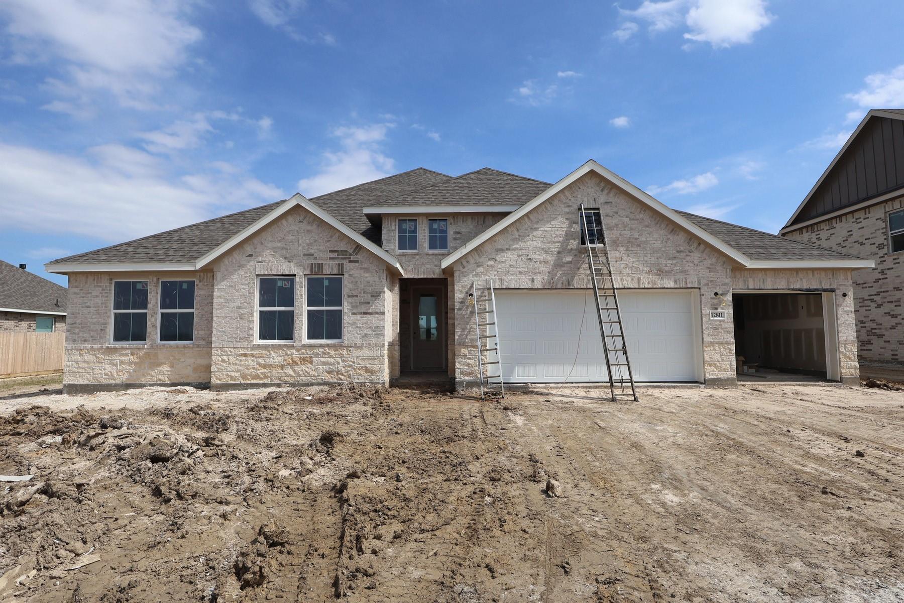 12811 Old Fashion Circle