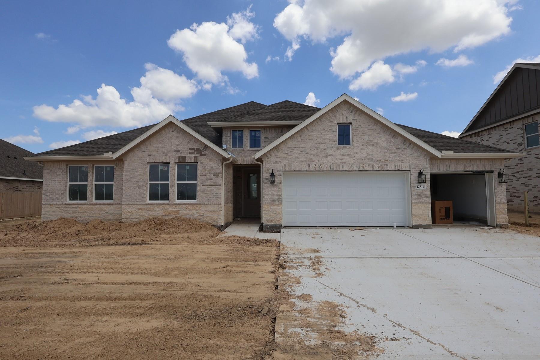 12811 Old Fashion Circle