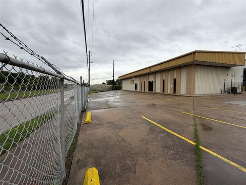 Photo of 6040 Gessner Road, Houston, TX 77041 (MLS # 4675833)