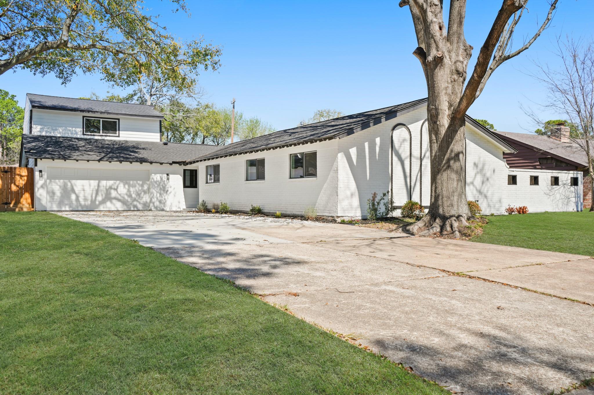 10722 Lynbrook Drive