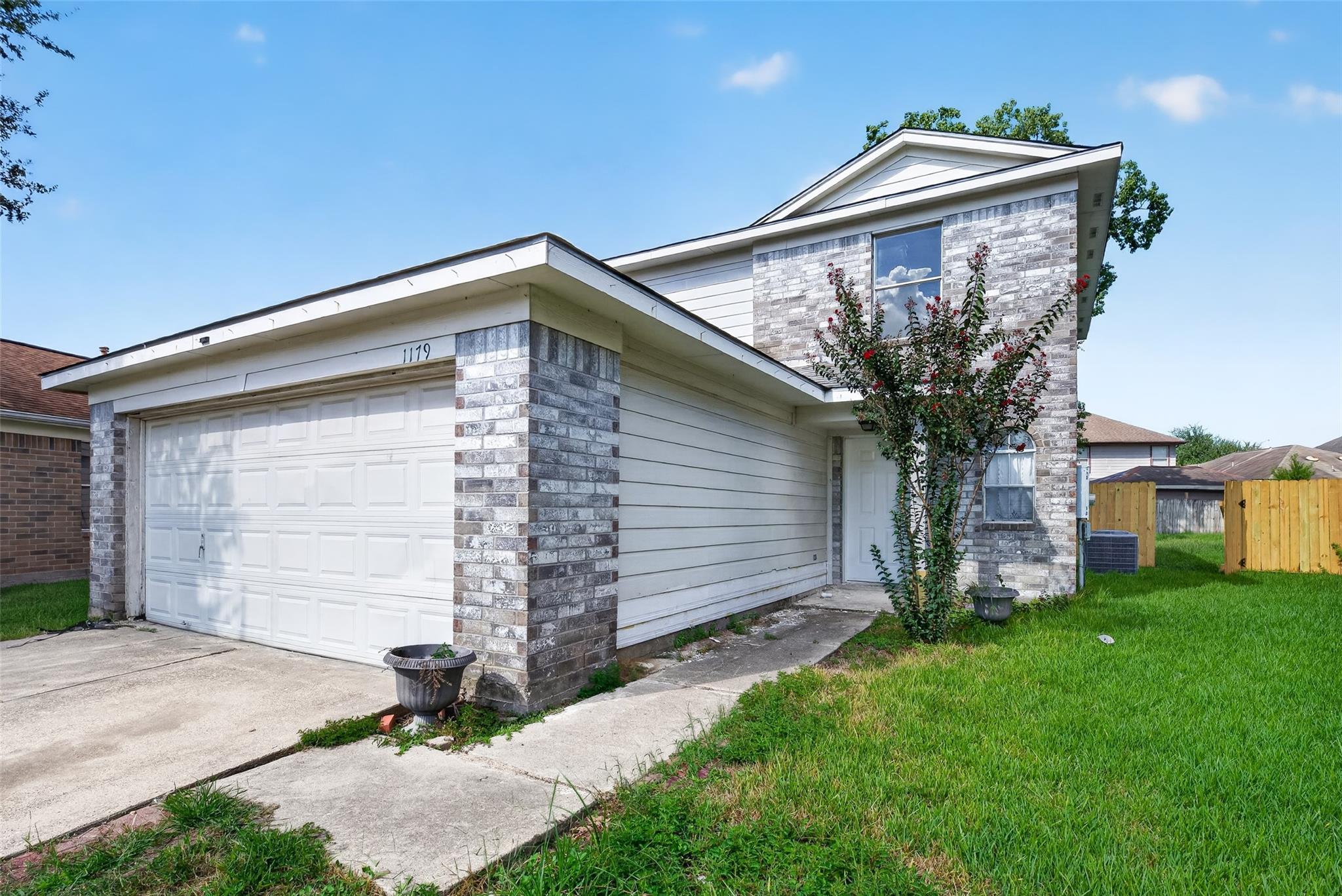 1179 Maclesby Ln