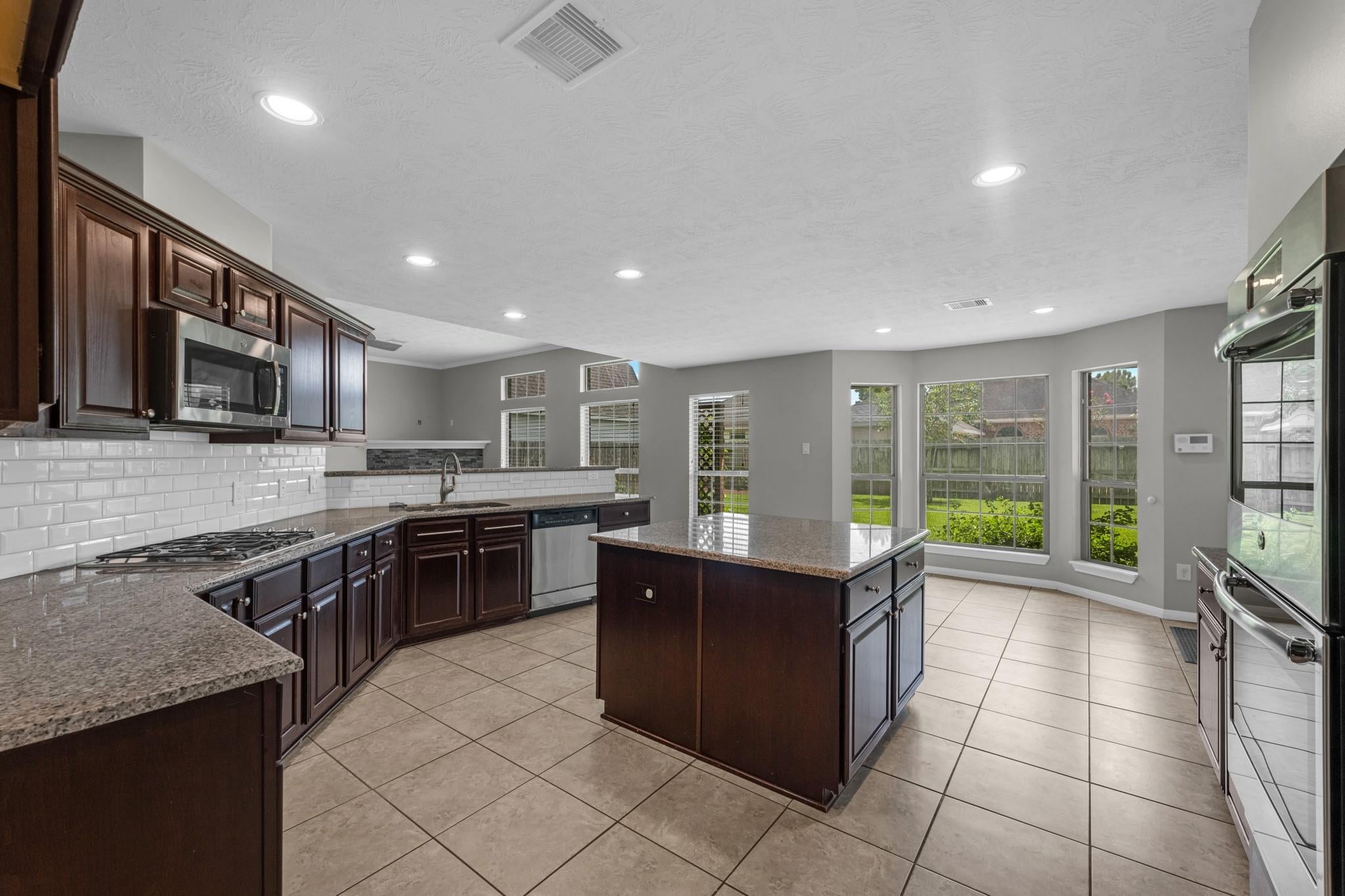 6606 Granbury Road