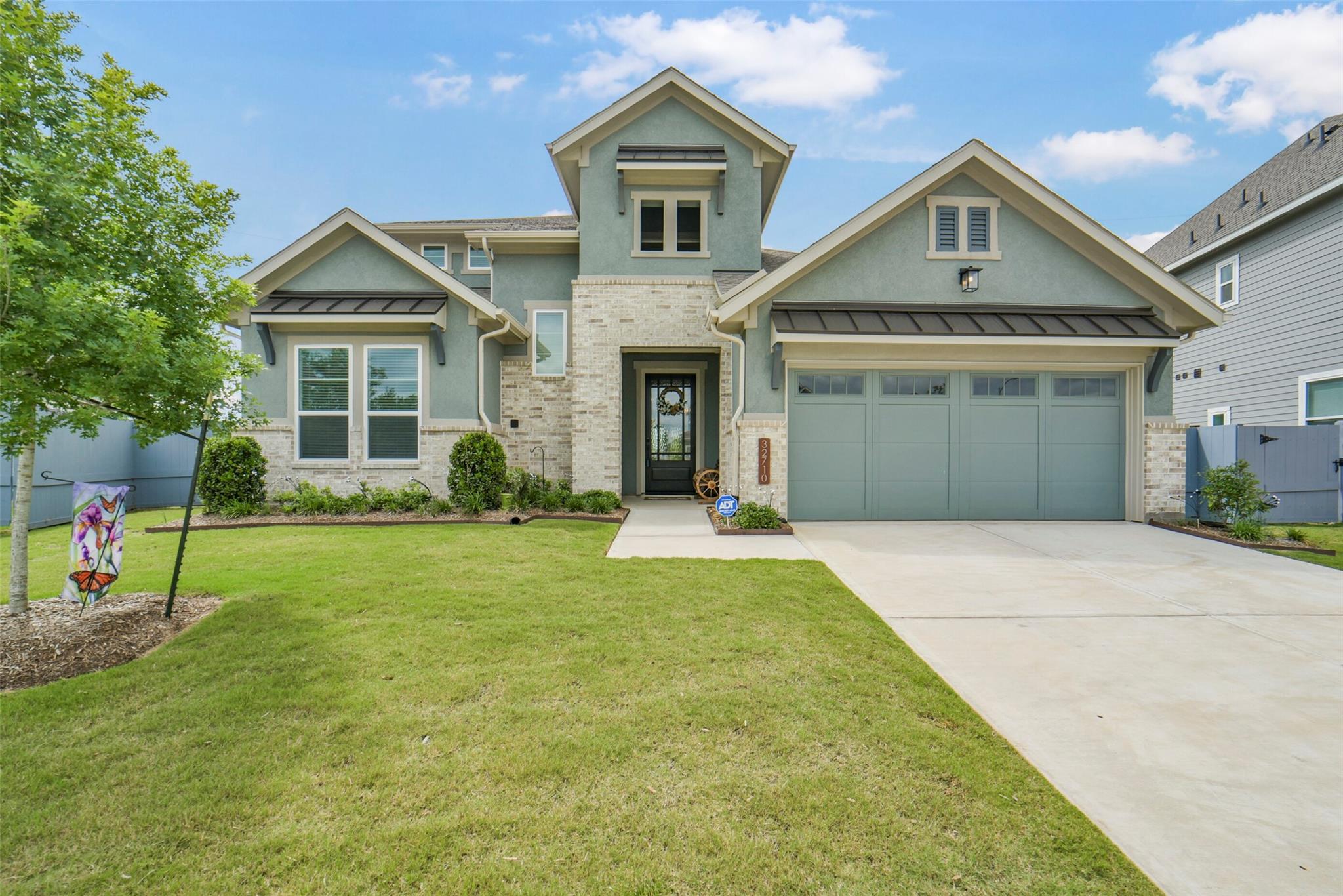 32710 Fly Fish Way