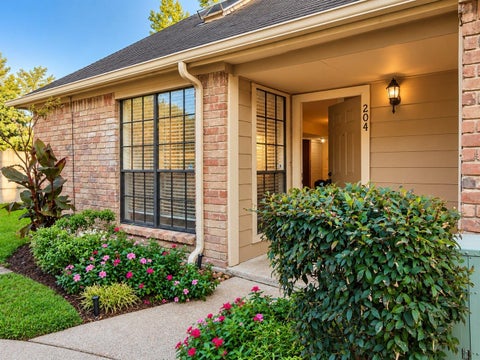 Photo of 6700 Richardson Road #204, Houston, TX 77069 (MLS # 22789768)