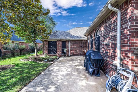 Tiny photo for 12015 Quiet Water Court, Houston, TX 77065 (MLS # 46417021)