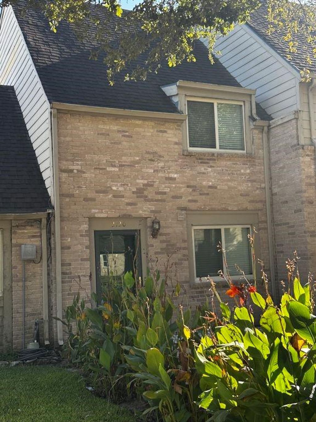 Photo of 2120 Greenbriar Colony Drive, Houston, TX 77032 (MLS # 54304071)