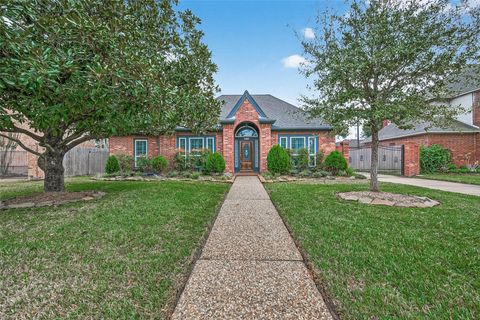 1010 Mill Valley Drive Sugar Land TX 77498