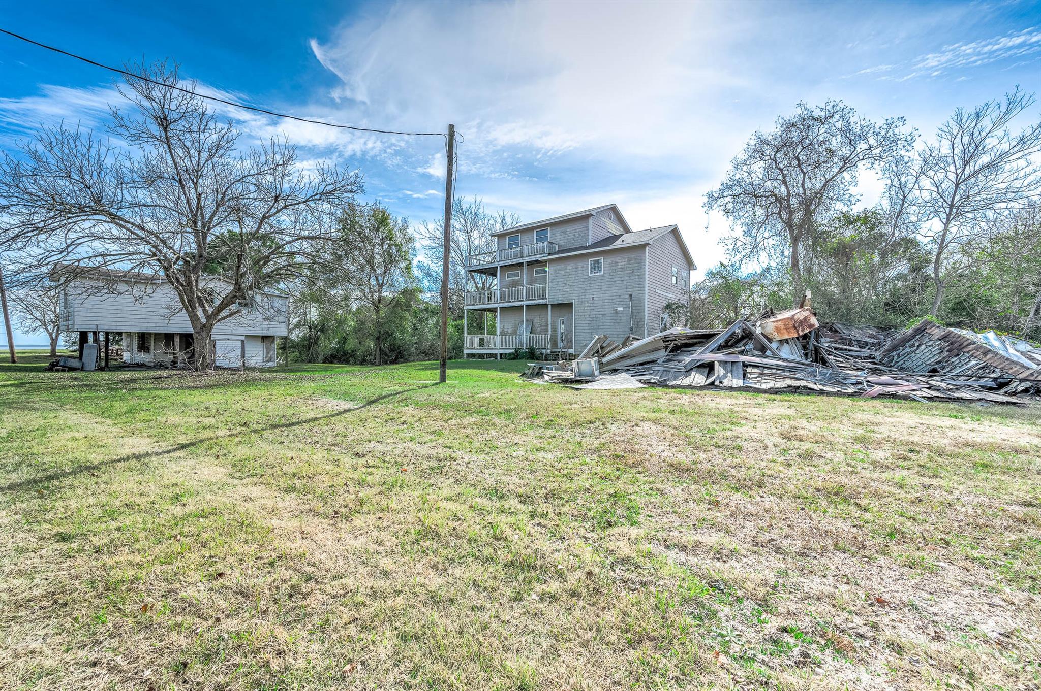9898 Tri City Beach Road