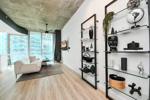 Photo of 5925 Almeda Road #11616, Houston, TX 77004 (MLS # 16577250)