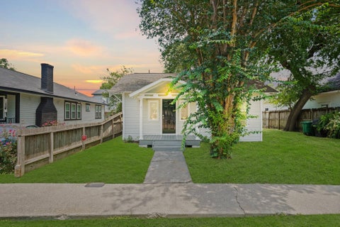 Photo of 608 Northwood Street, Houston, TX 77009 (MLS # 40682040)