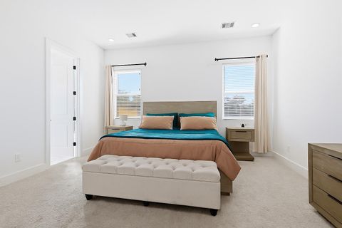 Tiny photo for 107 W Whitney Street #C, Houston, TX 77018 (MLS # 37487336)