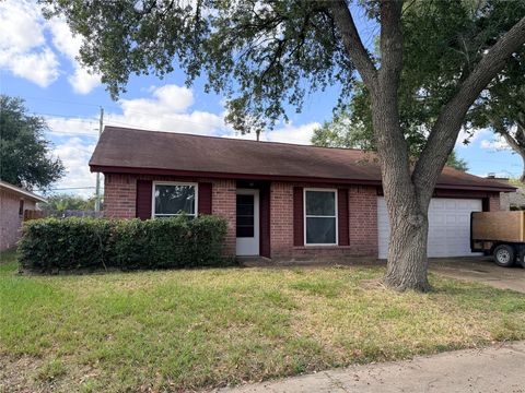 Photo of 1927 Oakwell Lane, Katy, TX 77449 (MLS # 31675286)