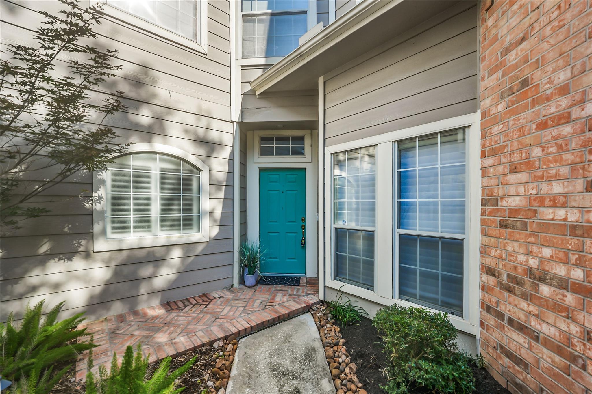 2351 Summit Way Court