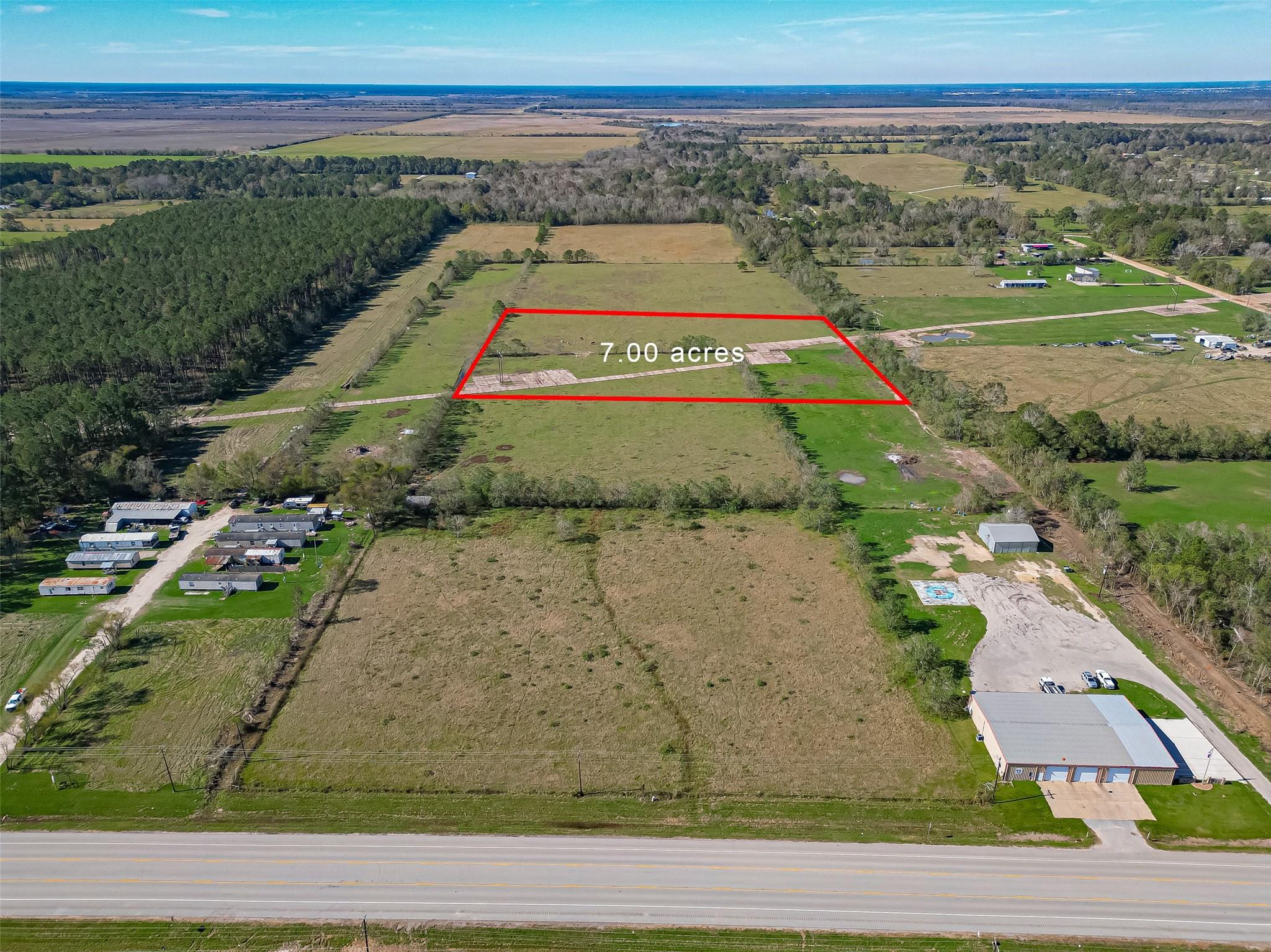 Photo 1 of 33 — 00 Sh 321/Private Road Tbd, Dayton, TX 77535