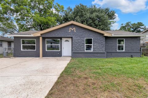 Photo of 3219 Brea Crest St St, Houston, TX 77093 (MLS # 38943205)