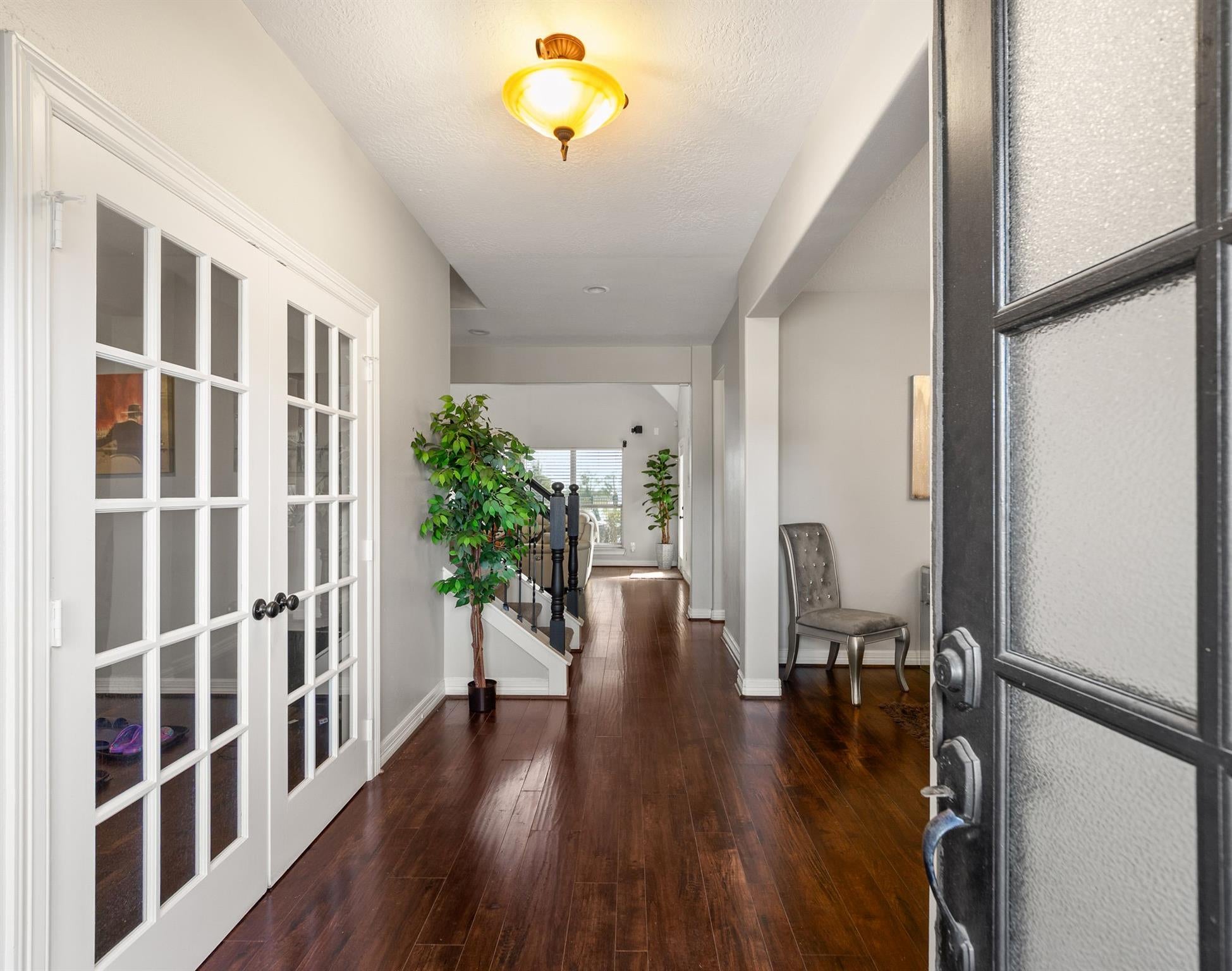 202 Lakeland Circle