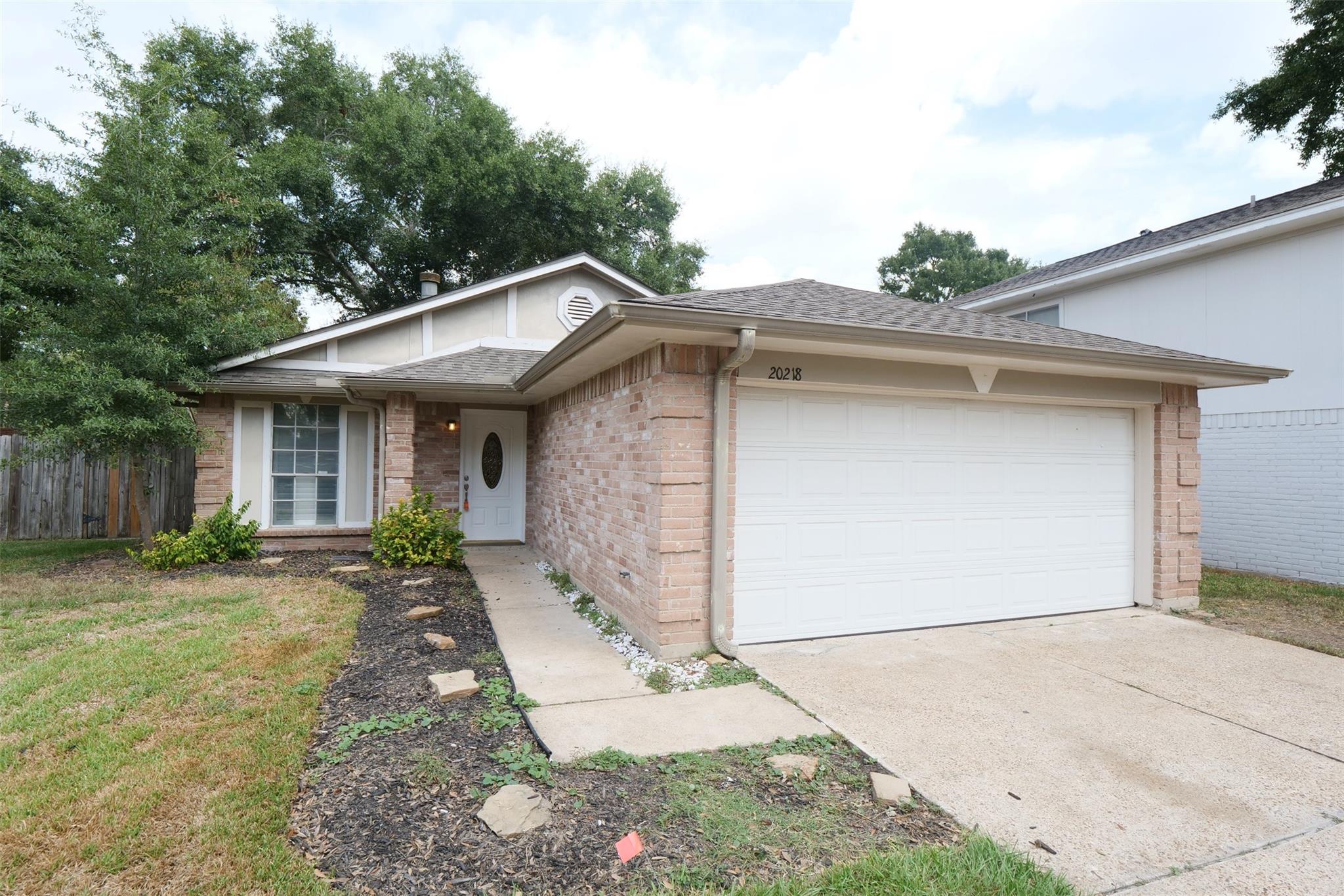 20218 Beechview Lane