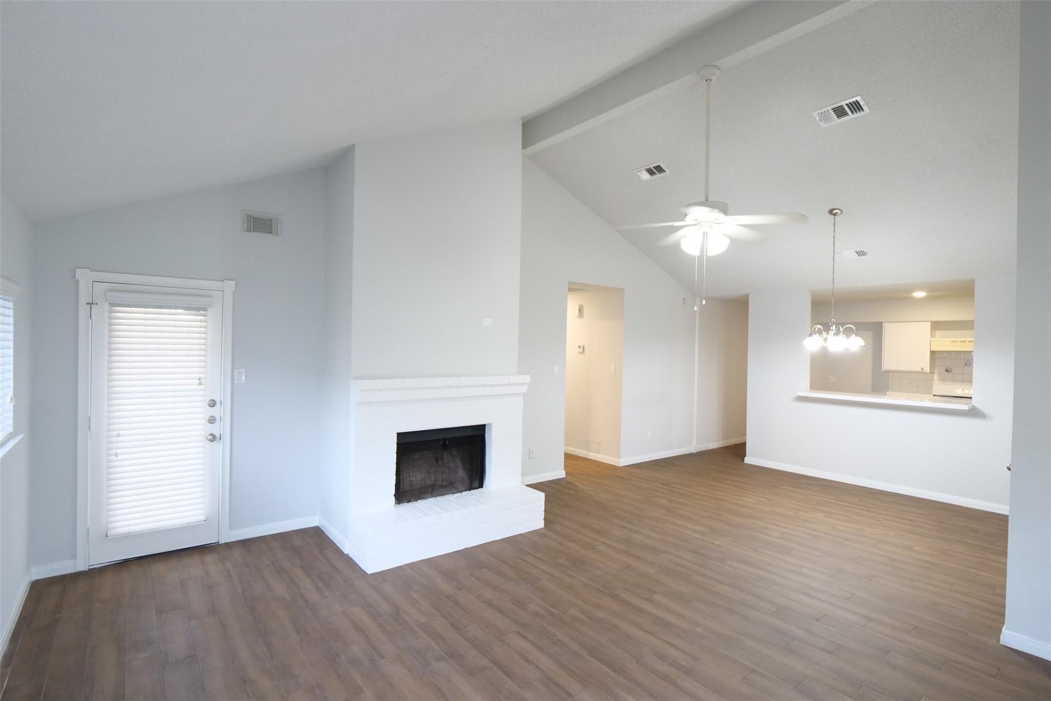 20218 Beechview Lane