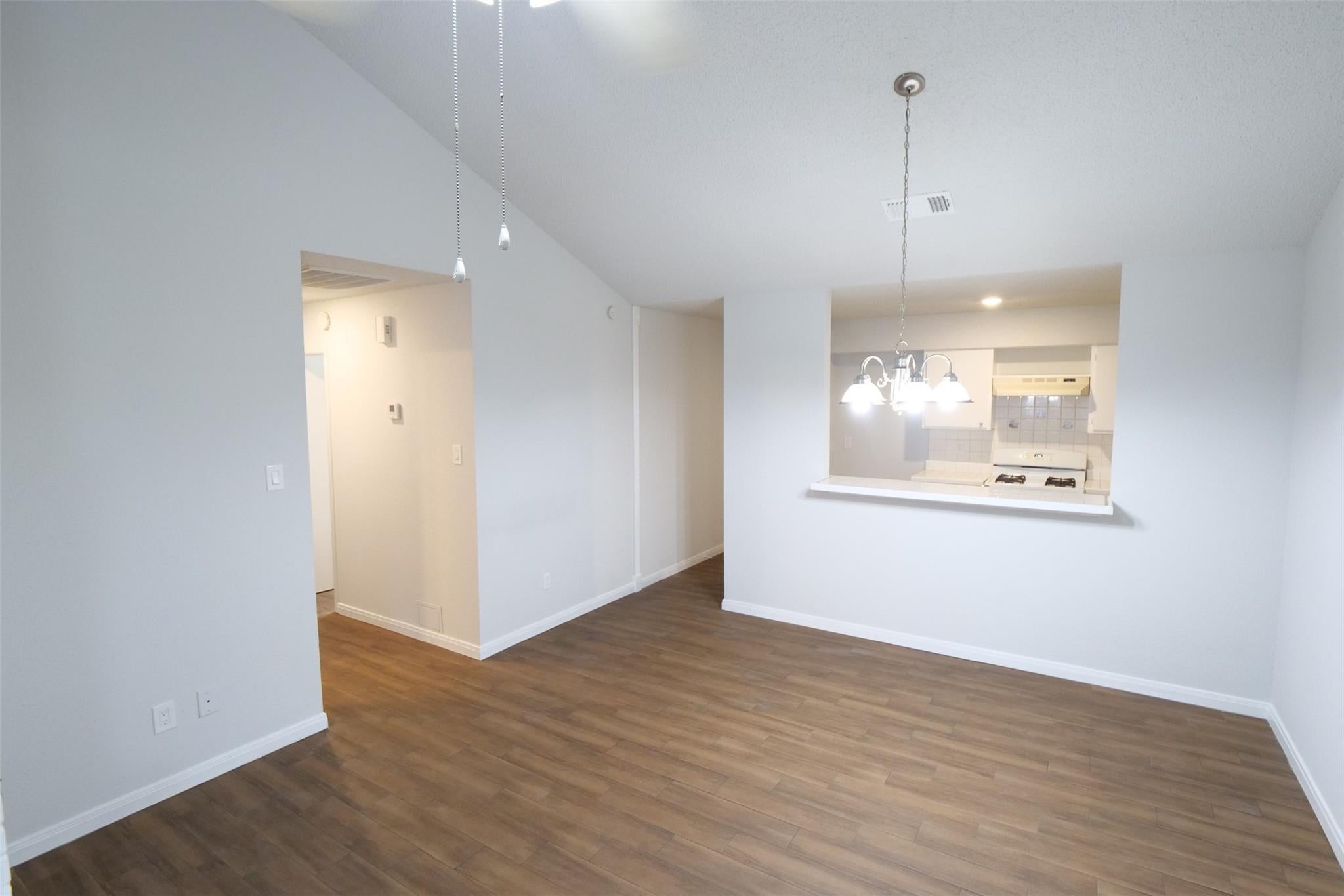 20218 Beechview Lane