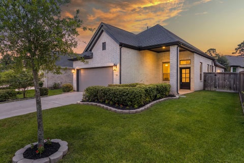 Photo of 120 Lukewood Circle, Conroe, TX 77318 (MLS # 53898619)
