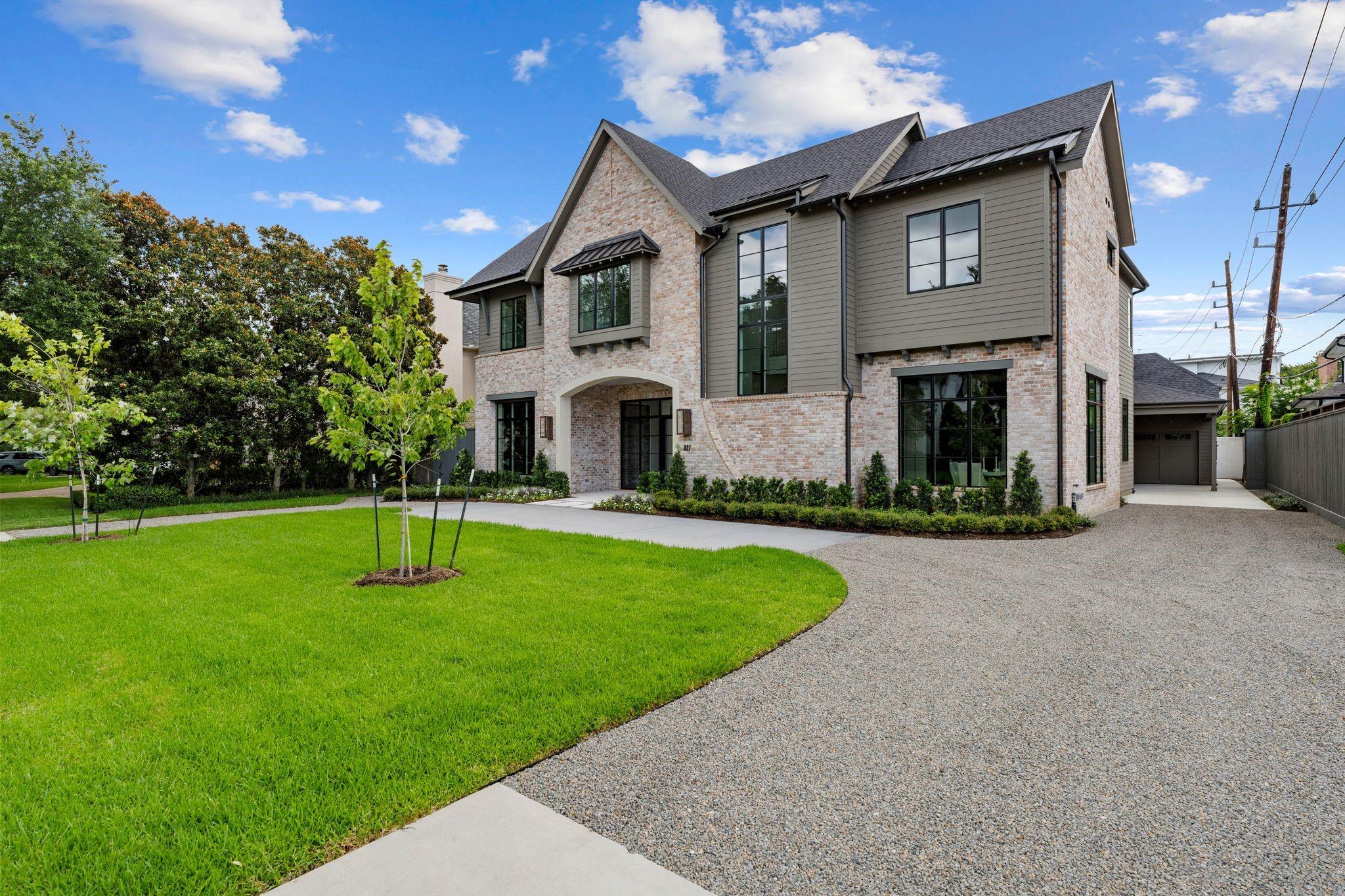 827 Rocky River Road