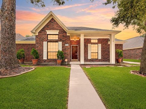 Photo of 6123 Old Farmhouse Lane, Katy, TX 77449 (MLS # 35735507)