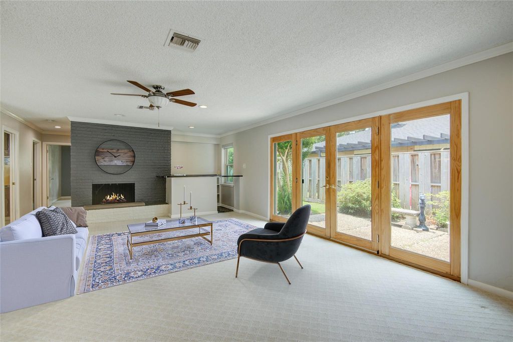 Photo of 45 Champions Colony E, Houston, TX 77069 (MLS # 2884451)