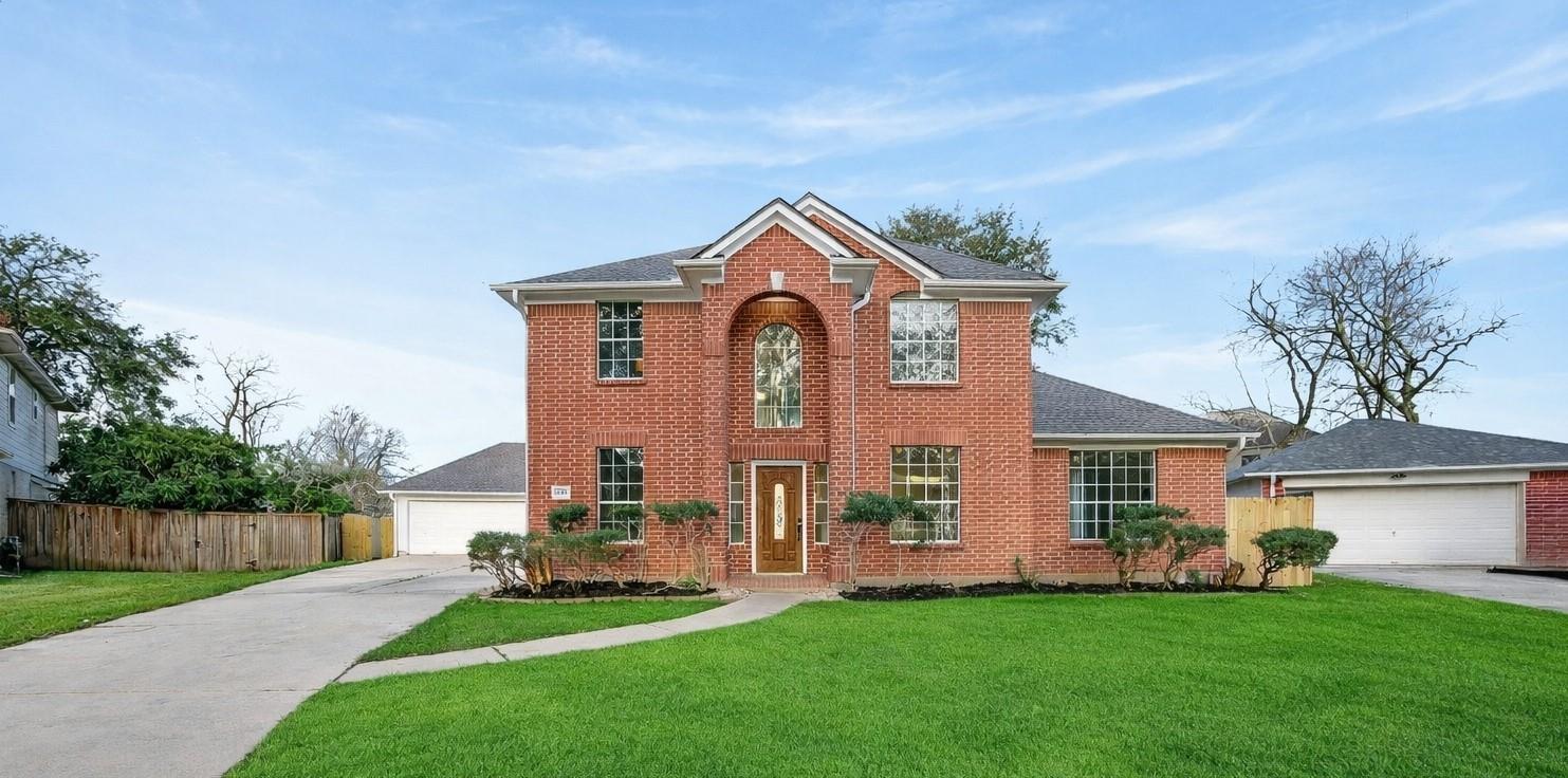 1120 Hidden Oaks Street