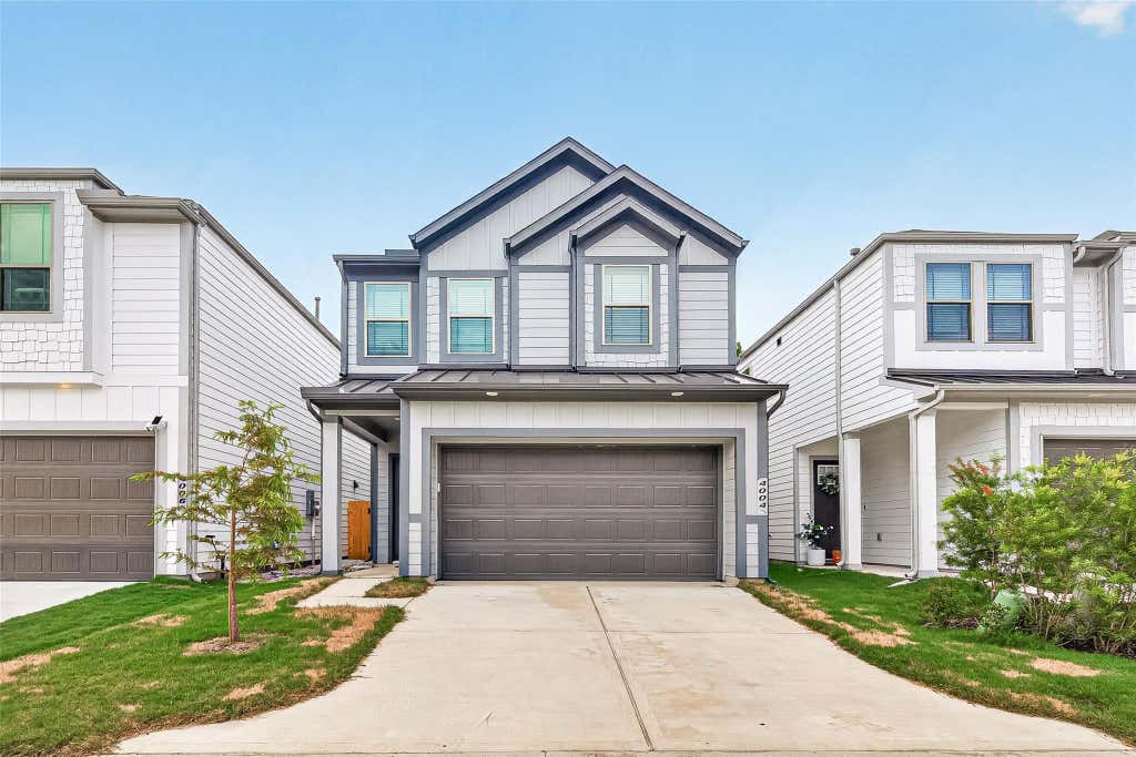 Photo of 4004 Baja Lane, Houston, TX 77045 (MLS # 58535181)