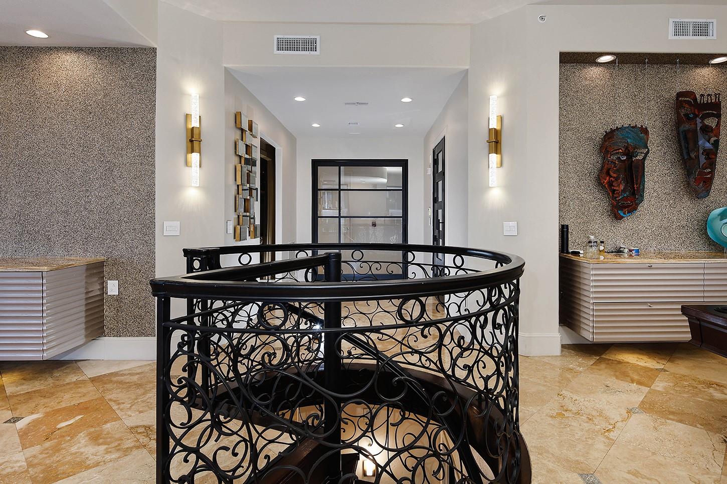 1 Waterway Court 4E