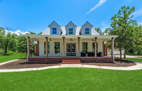 Photo of 2414 Old Wallisville Road, Wallisville, TX 77597 (MLS # 84775708)