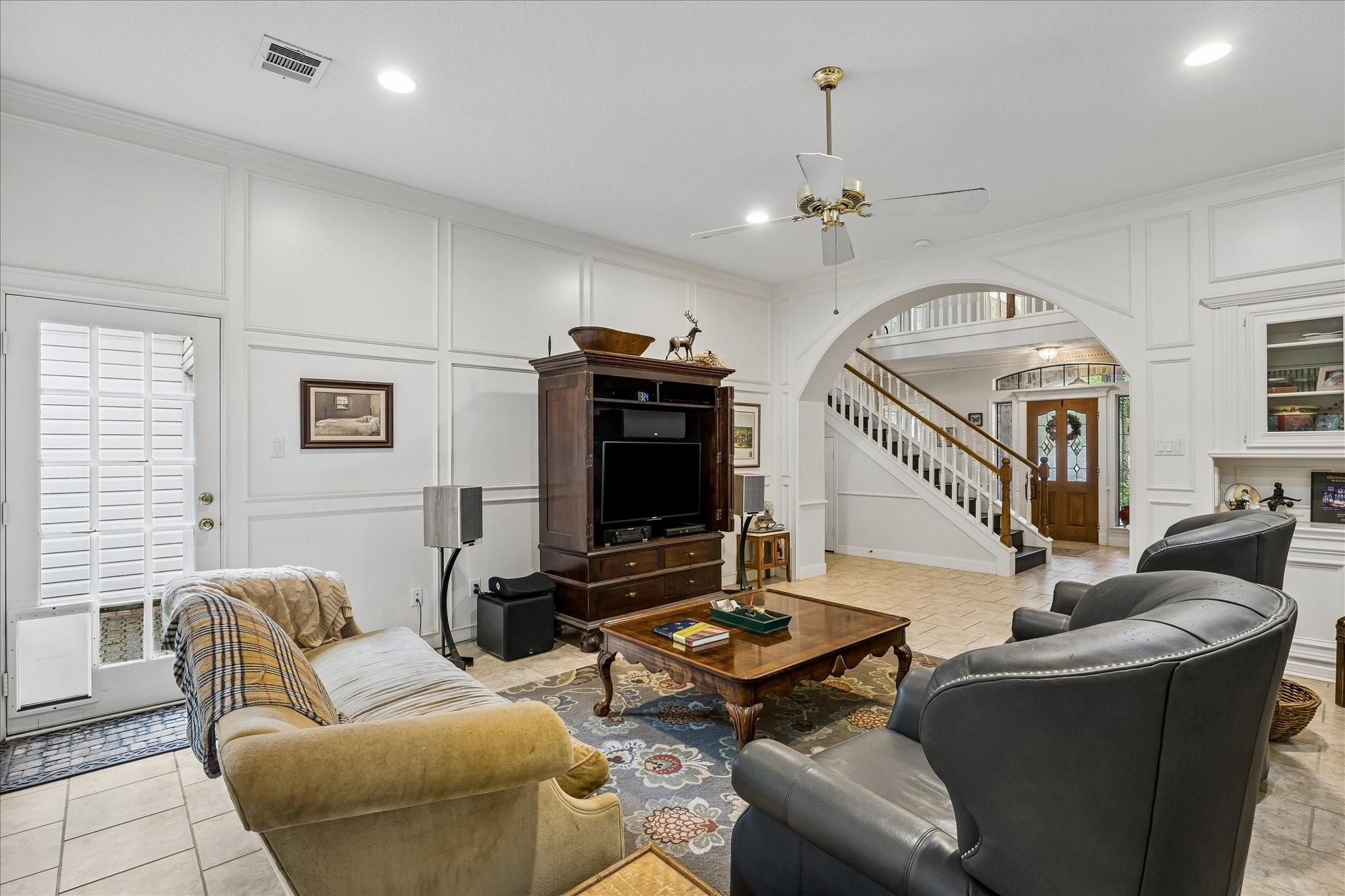 6015 Spanish Oak Way