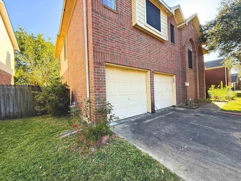 Photo of 11131 30th Avenue N, Texas City, TX 77591 (MLS # 22392011)